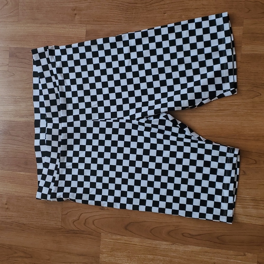 NWT checkered bike shorts